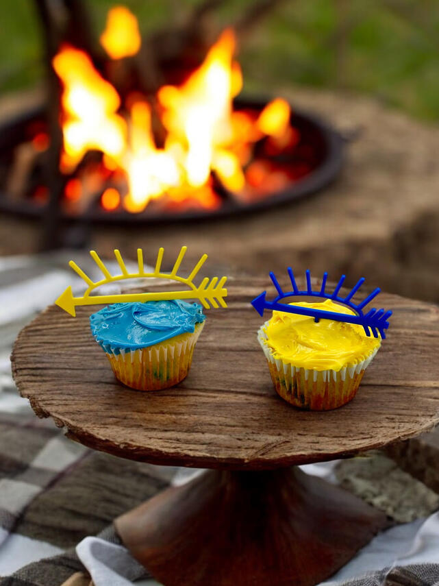 AOL Cupcake Topper